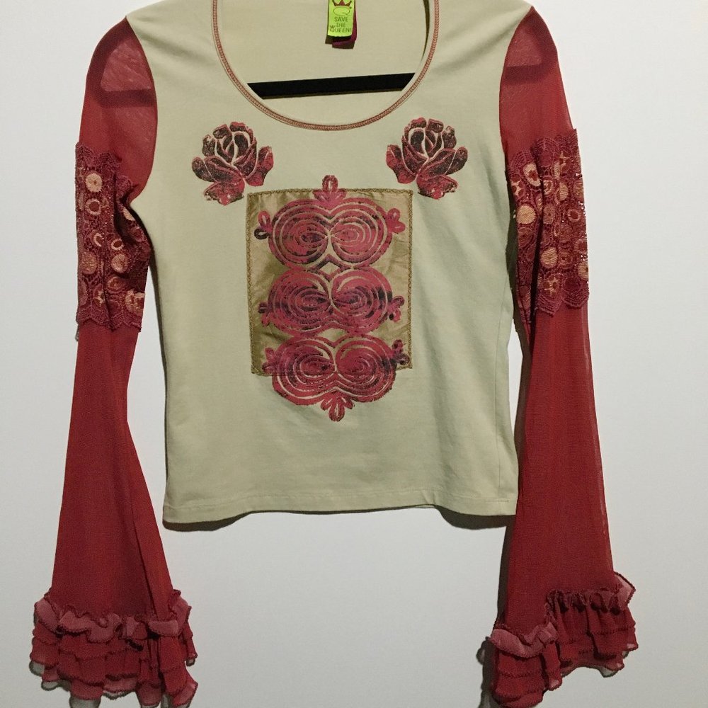 Save the queen top